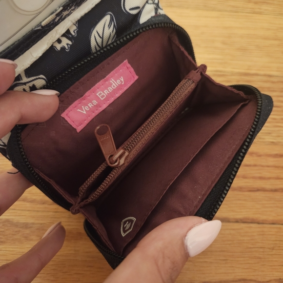 VERA BRADLEY Crossbody & Wallet - Picture 14 of 16